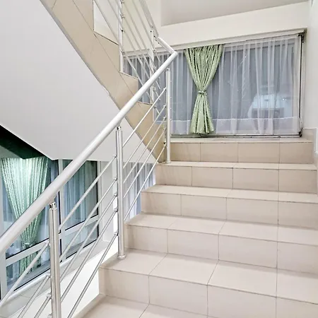 Hotel Crystal Lights Pirot