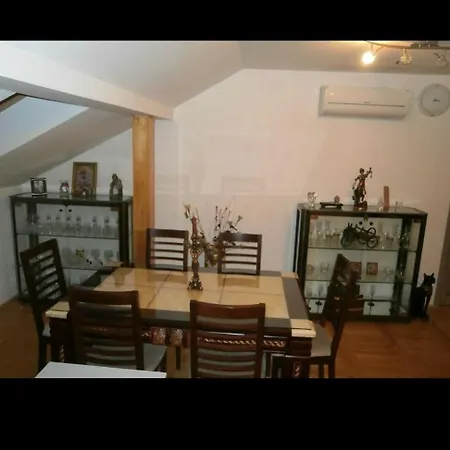 Crystal Lights Pirot