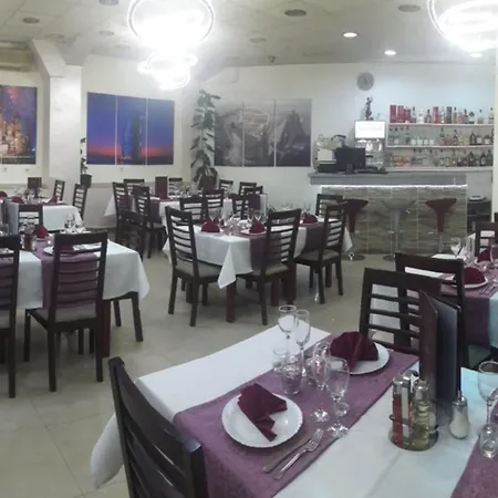 Hotel Crystal Lights 2*