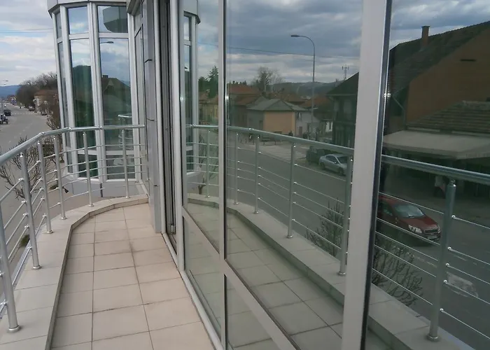 Crystal Lights Hotel Pirot