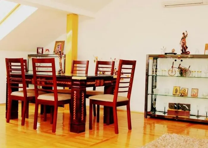 Crystal Lights Pirot